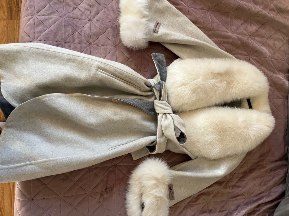 Палто от естествени материали