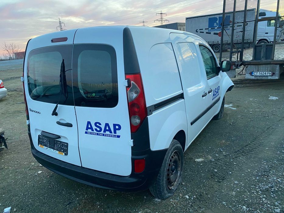 Renault Kango/ Рено Канго 1.5 дизел 2010 година на части