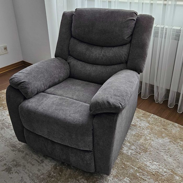 Продам кресло-реклайнер