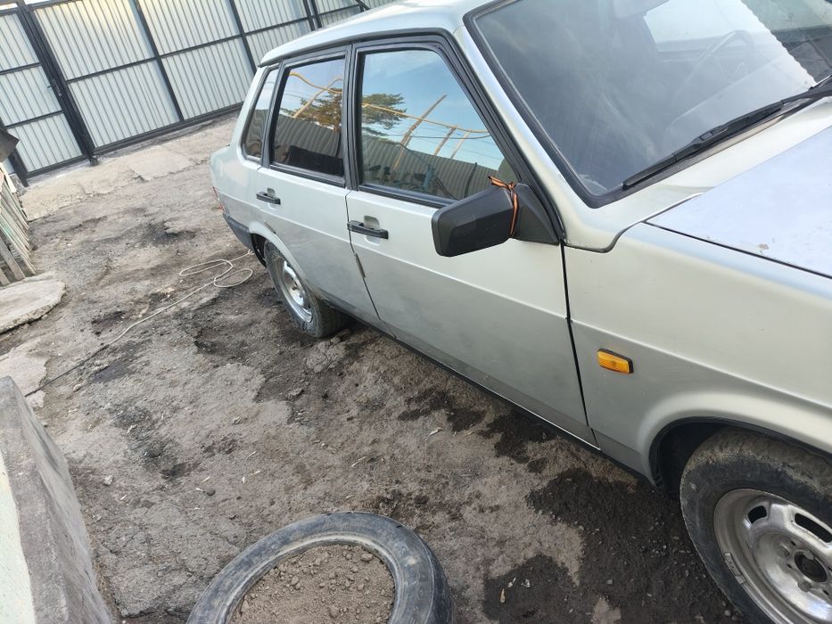 продам ваз  21099