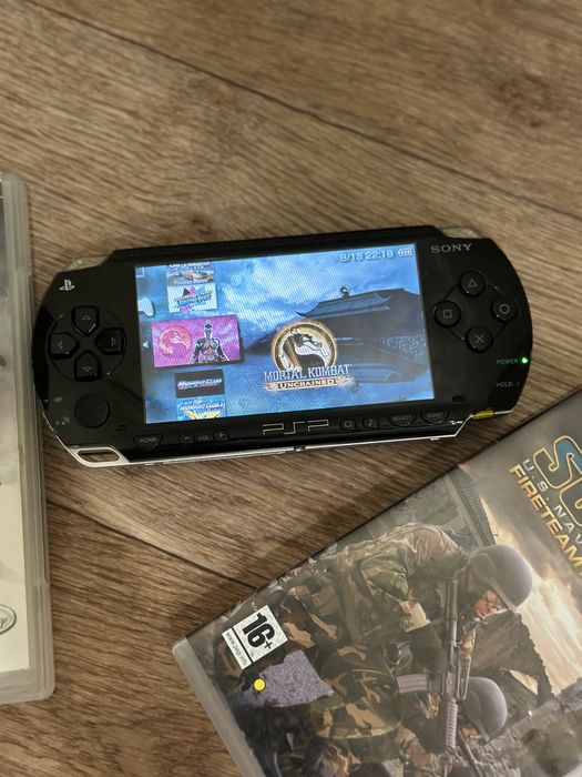 Psp 1000 прошитая +2 игры в подарок