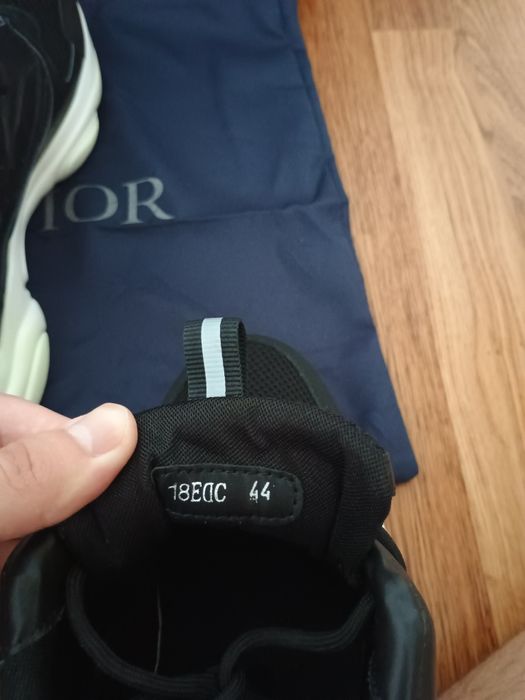 Adidași Dior B22