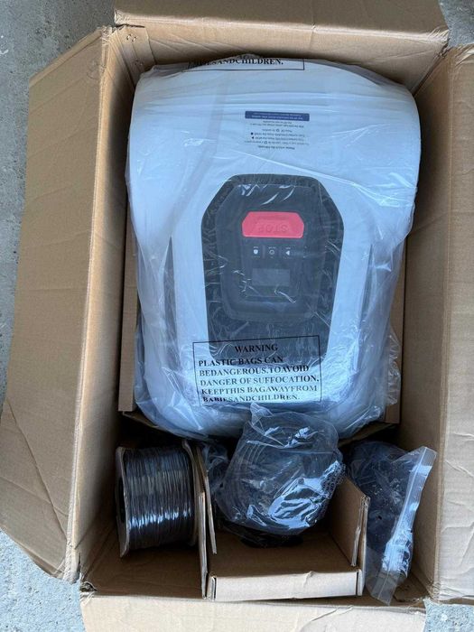 Robot de tuns gazonul ANTHBOT Pion, cu fir perimetral