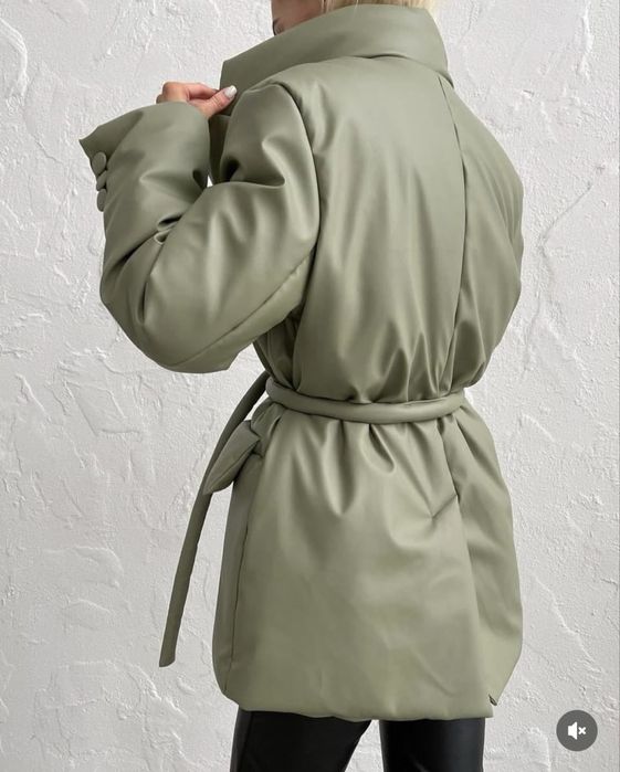 Продам стильный пуховик