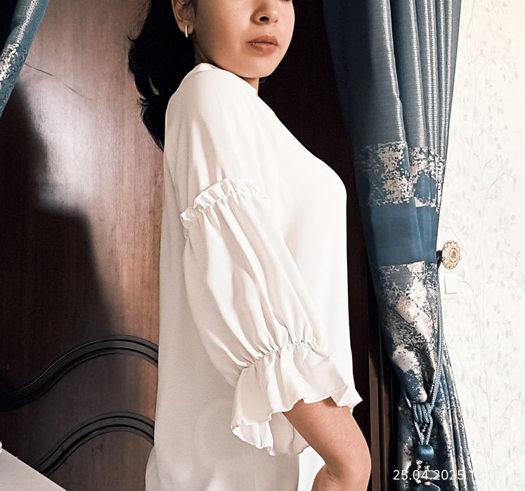 Классическая белая женская блузка. Состояние: новое Размер: 46