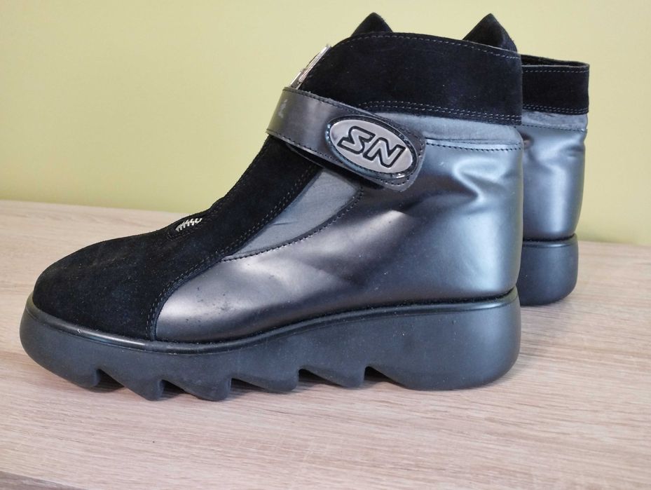 Нови дамски зимни обувки /номер 39/