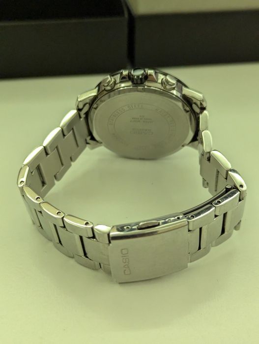 Часовник Casio Beside