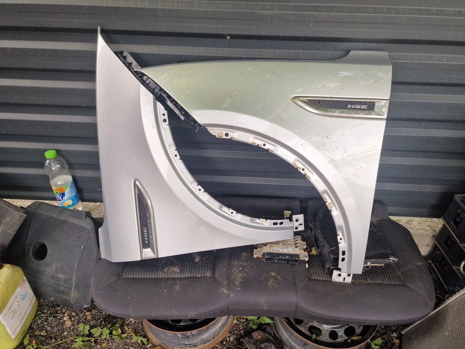 Aripi fata Jaguar E Pace  2016-2020