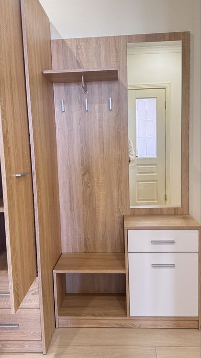 Прихожая.продам срочно.