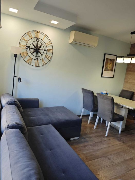 Двустаен апартамент под наем в комплекс "Фамилия", кв. Победа