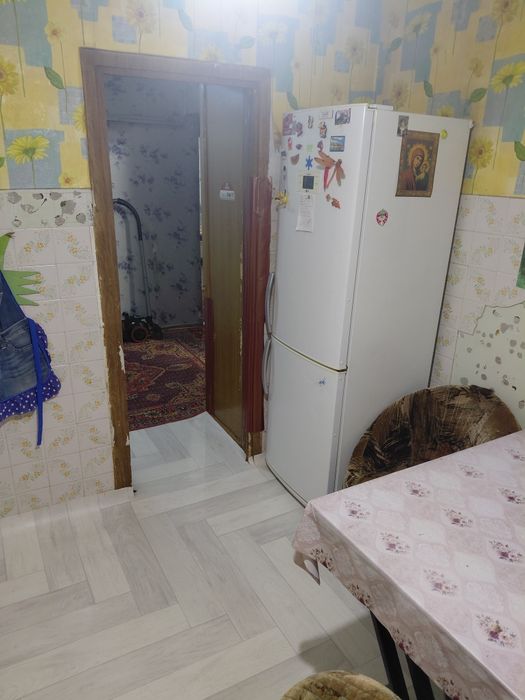 Сдам 2х ком квартиру.