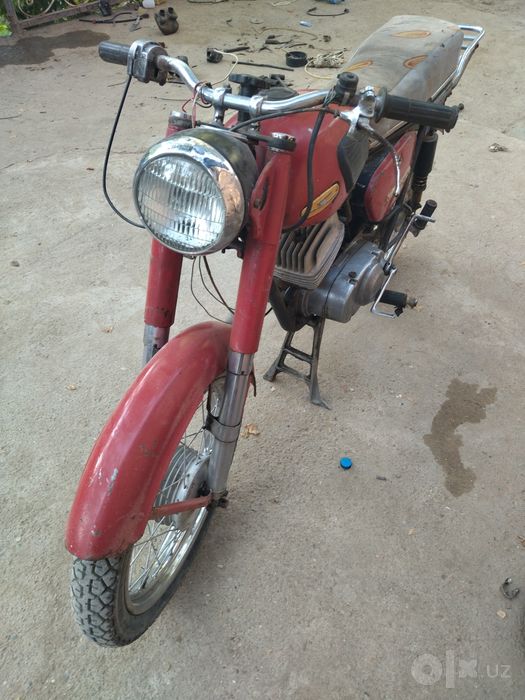 Moskvich mototsikl sotiladi