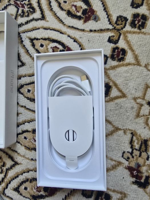 Продам айфон 16,125г