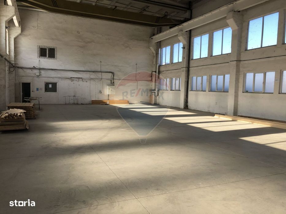 Spațiu industrial 450mp, acces direct din centura, ocupabil imediat