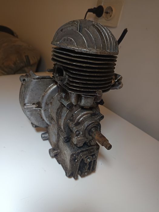 Motor moped ,bicicleta 80 cc³