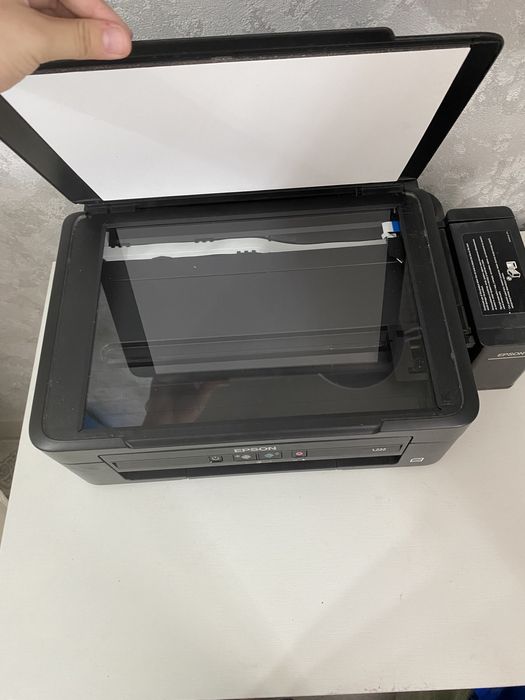 Продам принтер Epson L222!