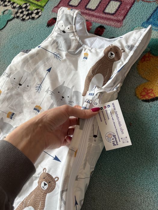 Спален чувал за бебе с крачета