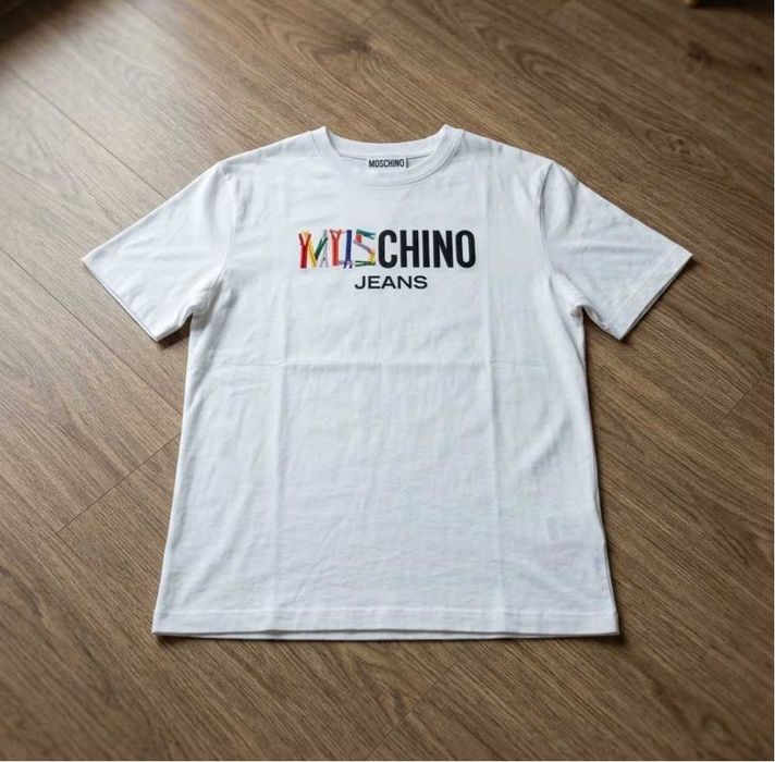 Moschino дамска тениска размер М