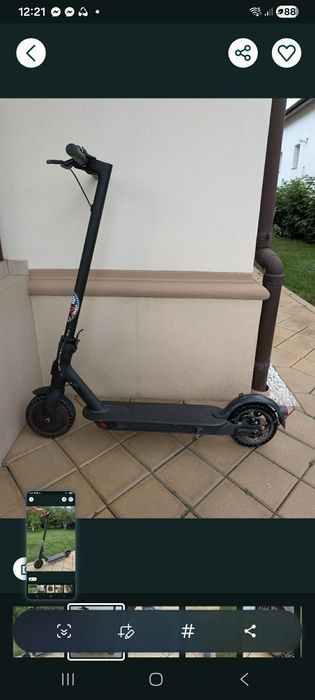 Vând trotineta electrica