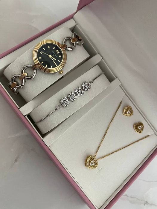 Комлект для девушки.Подарки девушкам.Часы девушке. Комплекты