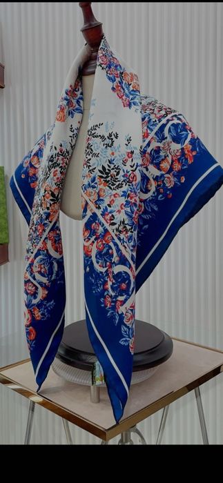 Eșarfe Gucci, Fndi, model 2026, 90x90cm, 100% mătase, pret fix