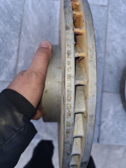 Тормозные диски  w211