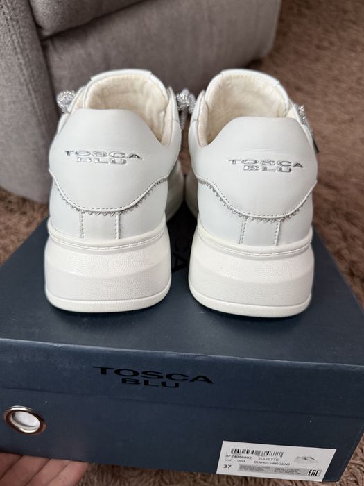 Кожени обувки Tosca Blu