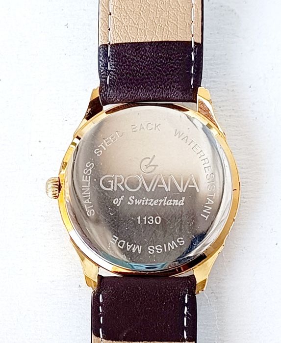 Grovana 17j - позлатен швейцарски механичен часовник с ръчно навиване