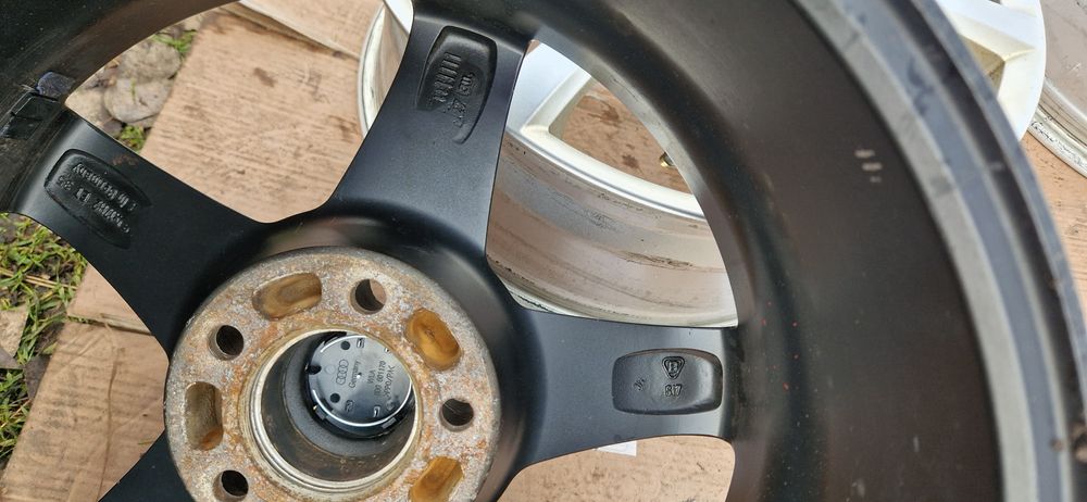 Jante Audi Volkswagen Mercedes 5 x 112 R17