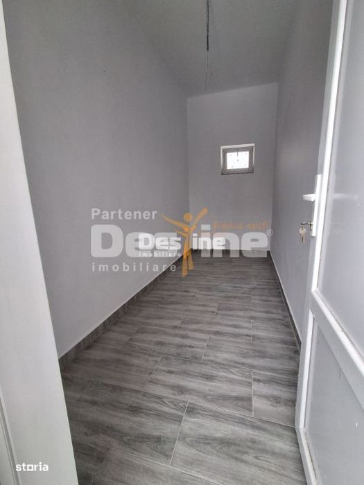 CASĂ tip duplex, situata in Valea Adanca