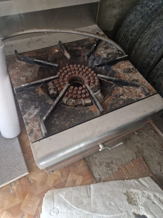 Газовый плита. .