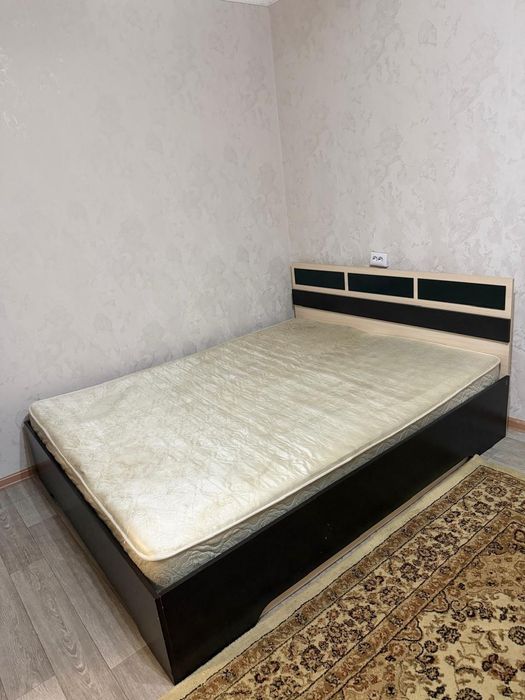 Отдам бесплатно диван и кровать