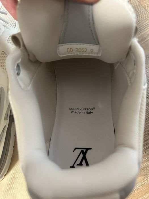 Louis Vuitton Skate Grey