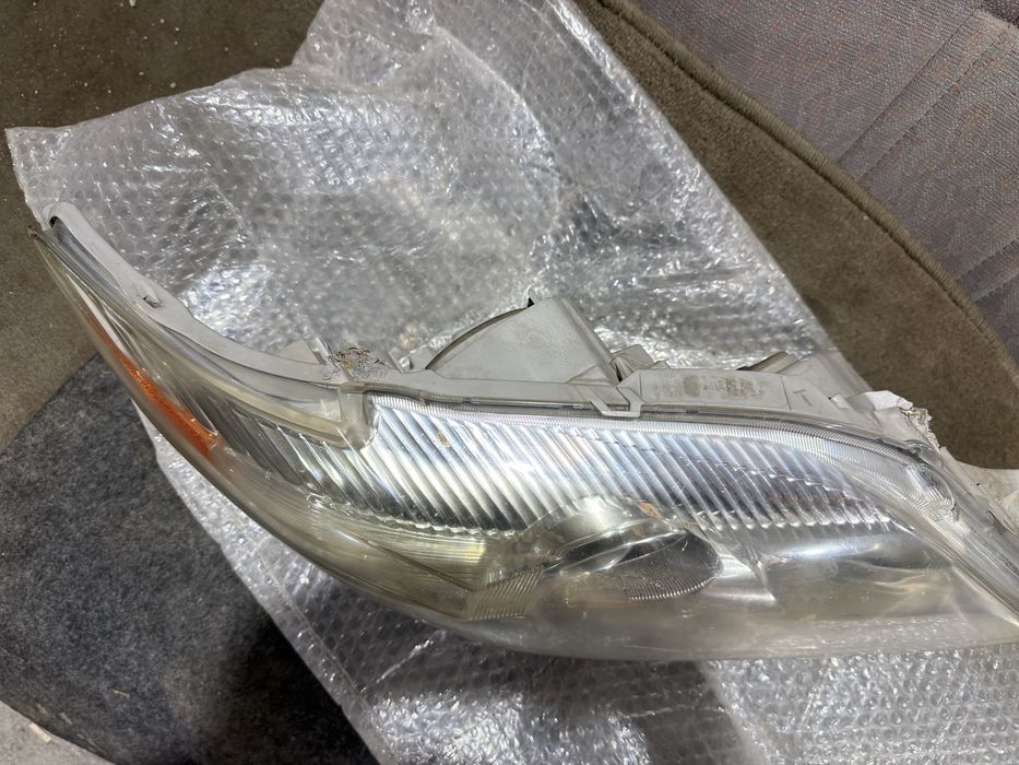 Правая фара камри 45
