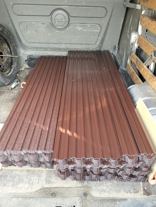 Vând șipcă metalică de gard