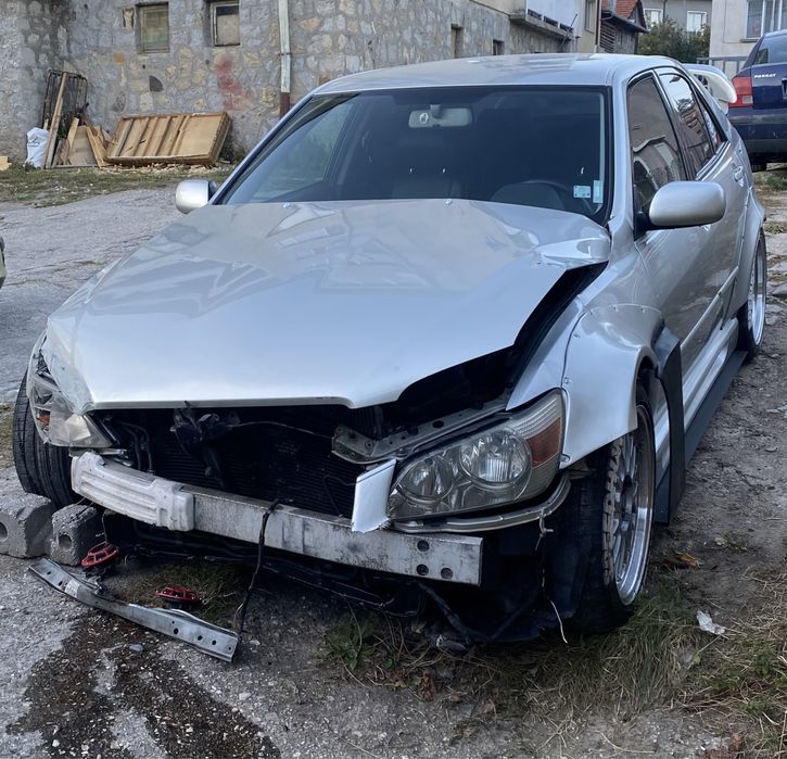 Lexus IS200/Лексус ИС200 на части