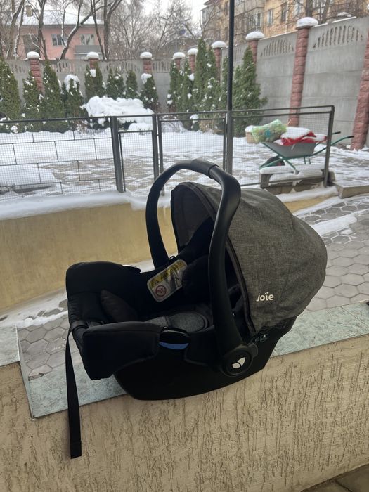 Британская коляска Joie 3 в 1.