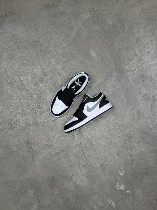 Nike Air Jordan 1 low  GS  Black Medium grey