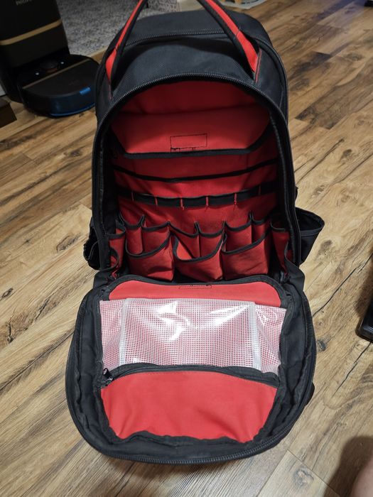 Vând rucsac de șantier cu bază întărită Milwaukee 4932500309