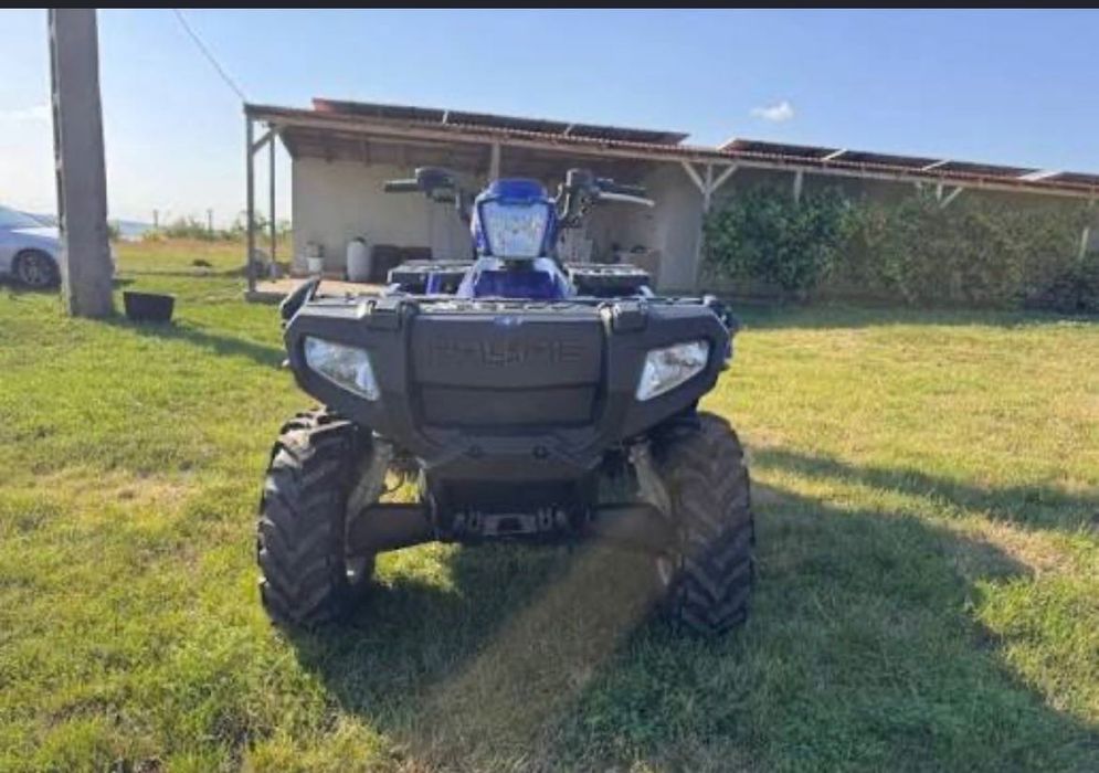 Atv polaris sportsman touring 800 twin