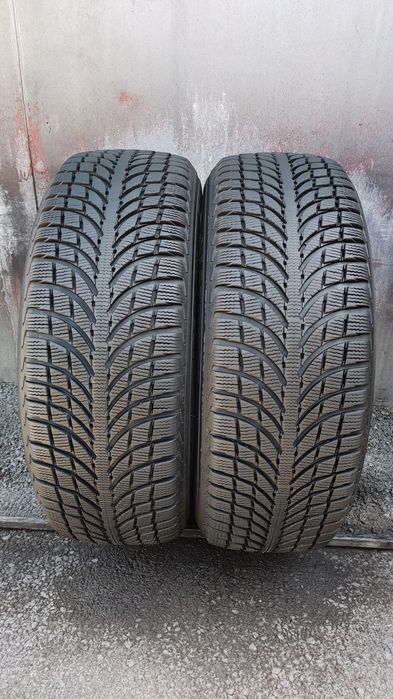 2броя зимни гуми 235/60/17 Michelin Latitude Alpin
dot23