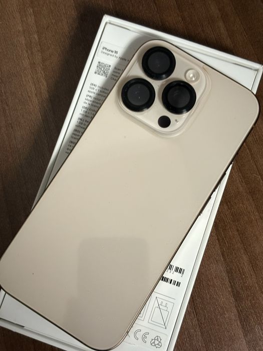 Vând iphone 16 pro 256 gb