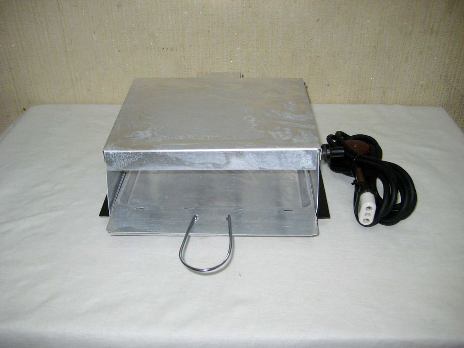 Гриль аппарат оригинал (made in Rossia) новым состоянии!