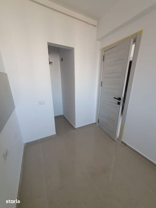 Vanzare garsoniera decomandata - MILITARI RESIDENCE