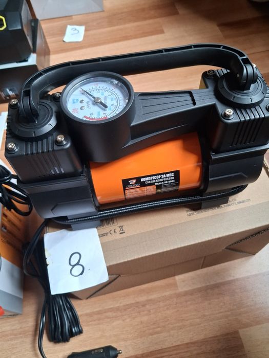 Компресори за гуми 12V