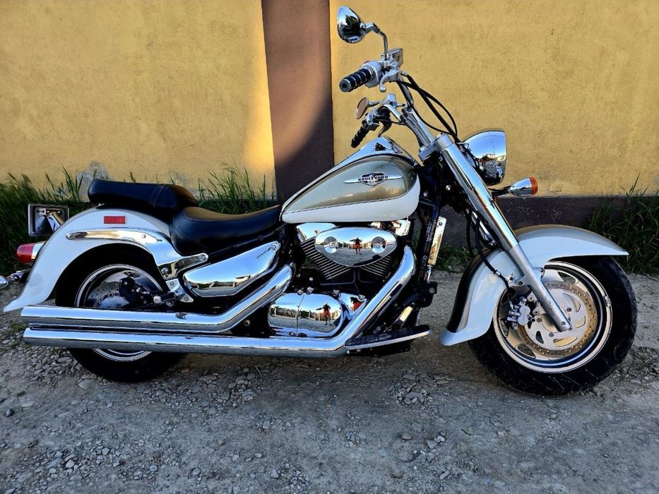 Suzuki Boulevard C90 / Intruder VL 1500