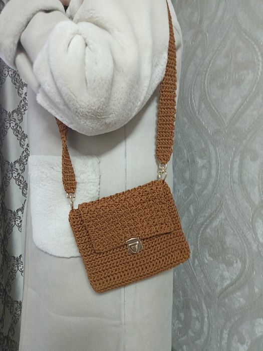 Сумочки вязанные
