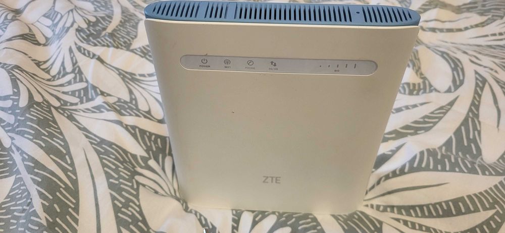 ZTE 4G lte MF286D Router Liber de retea  300 Mbps