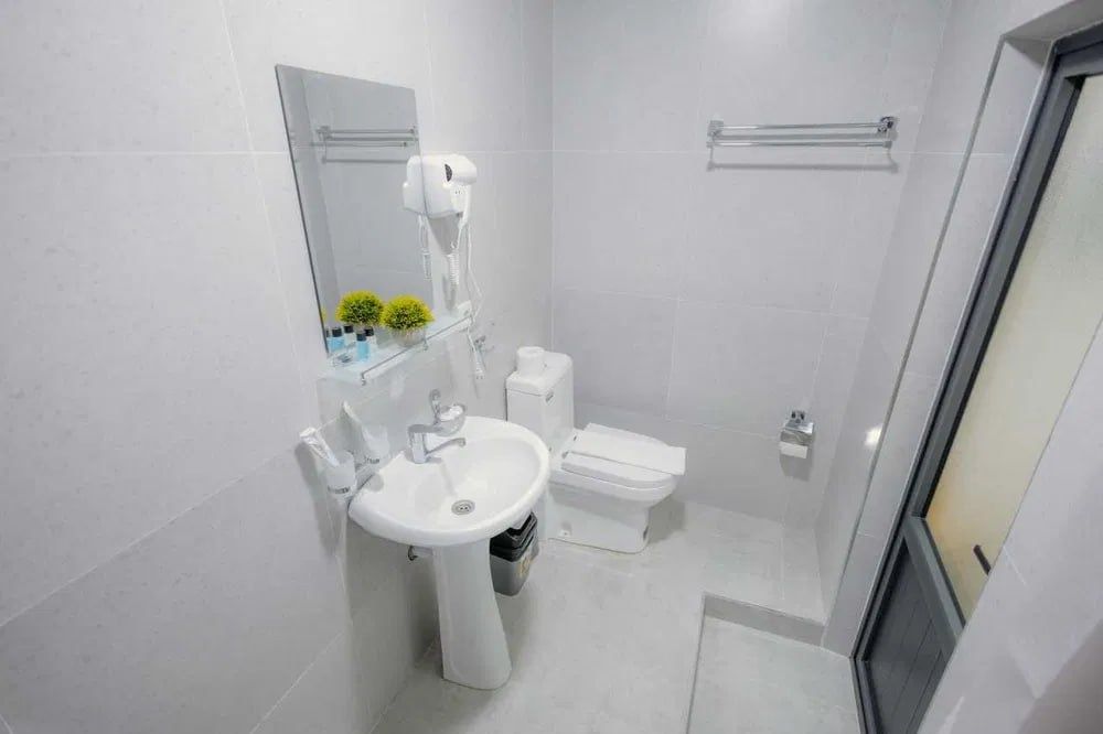 Срочно Продается 33-комнатный отель в Яккасарае