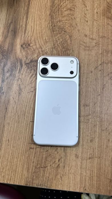iPhone 17pro max